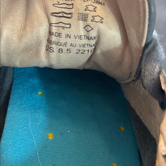 Taos Leather Sneakers shoes 8.5 - Picture 6 of 6